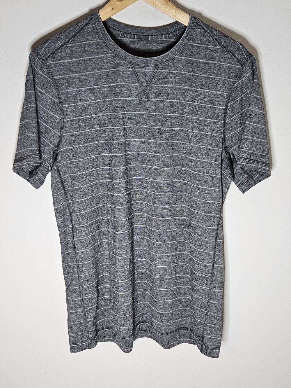 Lululemon Men's Striped Athletic Shirt Gray Heathered White Stripes S